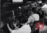 Standbild Baumwolle Webstuhl United States USA, 1922, aus Sekunde 24 historischem Filmmaterial Videoclip 65675030190