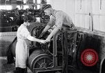 Standbild Baumwolle Webstuhl United States USA, 1922, aus Sekunde 55 historischem Filmmaterial Videoclip 65675030190