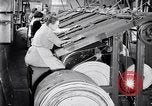 Standbild Baumwolle Webstuhl United States USA, 1922, aus Sekunde 33 historischem Filmmaterial Videoclip 65675030191