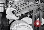Standbild Baumwolle Webstuhl United States USA, 1922, aus Sekunde 39 historischem Filmmaterial Videoclip 65675030191