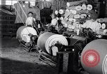 Standbild Baumwolle Webstuhl United States USA, 1922, aus Sekunde 43 historischem Filmmaterial Videoclip 65675030191