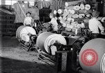 Standbild Baumwolle Webstuhl United States USA, 1922, aus Sekunde 46 historischem Filmmaterial Videoclip 65675030191