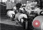 Standbild Baumwolle Webstuhl United States USA, 1922, aus Sekunde 53 historischem Filmmaterial Videoclip 65675030191