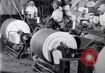 Standbild Baumwolle Webstuhl United States USA, 1922, aus Sekunde 54 historischem Filmmaterial Videoclip 65675030191