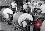 Standbild Baumwolle Webstuhl United States USA, 1922, aus Sekunde 58 historischem Filmmaterial Videoclip 65675030191