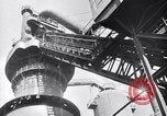 Standbild Sicherheitsmaßnahmen für Ford Motor Michigan United States USA, 1949, aus Sekunde 7 historischem Filmmaterial Videoclip 65675030192