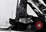 Standbild Sicherheitsmaßnahmen für Ford Motor Michigan United States USA, 1949, aus Sekunde 15 historischem Filmmaterial Videoclip 65675030192