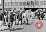 Standbild Sicherheitsmaßnahmen für Ford Motor Michigan United States USA, 1949, aus Sekunde 36 historischem Filmmaterial Videoclip 65675030192