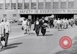Standbild Sicherheitsmaßnahmen für Ford Motor Michigan United States USA, 1949, aus Sekunde 38 historischem Filmmaterial Videoclip 65675030192