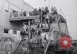 Standbild Sicherheitsmaßnahmen für Ford Motor Michigan United States USA, 1949, aus Sekunde 45 historischem Filmmaterial Videoclip 65675030192