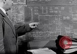 Standbild Sicherheitsmaßnahmen für Ford Motor Michigan United States USA, 1949, aus Sekunde 54 historischem Filmmaterial Videoclip 65675030192