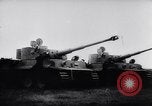 Standbild Deutsche Panzer VI Tiger Panzer Deutschland, 1943, aus Sekunde 14 historischem Filmmaterial Videoclip 65675030196