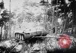 Standbild Deutsche Panzer VI Tiger Panzer Deutschland, 1943, aus Sekunde 52 historischem Filmmaterial Videoclip 65675030196
