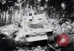 Standbild Deutsche Panzer VI Tiger Panzer Deutschland, 1943, aus Sekunde 61 historischem Filmmaterial Videoclip 65675030196
