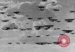 Immagine di Paracadutisti russo Mosca Russia Unione Sovietica, 1942, secondo 16 filmato di repertorio 65675030204
