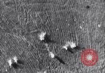 Immagine di Paracadutisti russo Mosca Russia Unione Sovietica, 1942, secondo 28 filmato di repertorio 65675030204