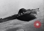 Immagine di Paracadutisti russo Mosca Russia Unione Sovietica, 1942, secondo 46 filmato di repertorio 65675030204