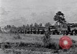 Standbild US Army training Manöver United States USA, 1942, aus Sekunde 17 historischem Filmmaterial Videoclip 65675030205
