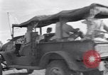 Standbild US Army training Manöver United States USA, 1942, aus Sekunde 26 historischem Filmmaterial Videoclip 65675030205