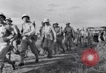Standbild US Army training Manöver United States USA, 1942, aus Sekunde 42 historischem Filmmaterial Videoclip 65675030205