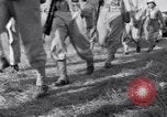 Standbild US Army training Manöver United States USA, 1942, aus Sekunde 44 historischem Filmmaterial Videoclip 65675030205