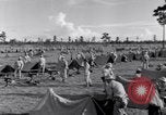 Standbild US Army training Manöver United States USA, 1942, aus Sekunde 54 historischem Filmmaterial Videoclip 65675030205