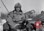 Standbild amerikanische Soldaten Island, 1942, aus Sekunde 31 historischem Filmmaterial Videoclip 65675030206