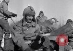 Standbild amerikanische Soldaten Island, 1942, aus Sekunde 33 historischem Filmmaterial Videoclip 65675030206