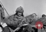 Standbild amerikanische Soldaten Island, 1942, aus Sekunde 36 historischem Filmmaterial Videoclip 65675030206