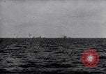 Image bataille navale à Casablanca bombardement navires français de Vichy Casablanca au Maroc, 1942, de la seconde 51 séquences d'archives historiques vidéo 65675030218