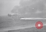 Image bataille navale à Casablanca bombardement navires français de Vichy Casablanca au Maroc, 1942, de la seconde 61 séquences d'archives historiques vidéo 65675030218