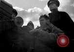 Immagine di Soldati americani e britannici invadono il Nord Africa Operazione Torch Oran in Algeria, 1942, secondo 17 filmato di repertorio 65675030219