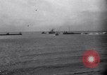 Standbild Ehemalige Gefangene von Devils Island Le Havre Frankreich, 1939, aus Sekunde 3 historischem Filmmaterial Videoclip 65675030222