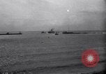 Standbild Ehemalige Gefangene von Devils Island Le Havre Frankreich, 1939, aus Sekunde 4 historischem Filmmaterial Videoclip 65675030222