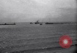 Standbild Ehemalige Gefangene von Devils Island Le Havre Frankreich, 1939, aus Sekunde 5 historischem Filmmaterial Videoclip 65675030222