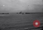 Standbild Ehemalige Gefangene von Devils Island Le Havre Frankreich, 1939, aus Sekunde 7 historischem Filmmaterial Videoclip 65675030222