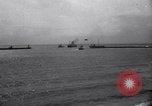 Standbild Ehemalige Gefangene von Devils Island Le Havre Frankreich, 1939, aus Sekunde 10 historischem Filmmaterial Videoclip 65675030222