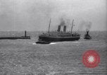 Standbild Ehemalige Gefangene von Devils Island Le Havre Frankreich, 1939, aus Sekunde 17 historischem Filmmaterial Videoclip 65675030222