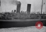 Standbild Ehemalige Gefangene von Devils Island Le Havre Frankreich, 1939, aus Sekunde 34 historischem Filmmaterial Videoclip 65675030222