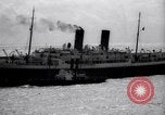 Standbild Ehemalige Gefangene von Devils Island Le Havre Frankreich, 1939, aus Sekunde 44 historischem Filmmaterial Videoclip 65675030222