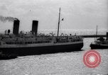 Standbild Ehemalige Gefangene von Devils Island Le Havre Frankreich, 1939, aus Sekunde 56 historischem Filmmaterial Videoclip 65675030222