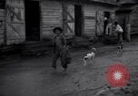 Image autochtones Activités quotidiennes Devil's Island Guyane Française, 1939, de la seconde 6 séquences d'archives historiques vidéo 65675030226