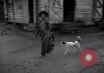 Image autochtones Activités quotidiennes Devil's Island Guyane Française, 1939, de la seconde 8 séquences d'archives historiques vidéo 65675030226