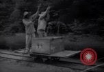 Standbild Railroad Carts Französisch-guayana, 1939, aus Sekunde 55 historischem Filmmaterial Videoclip 65675030236
