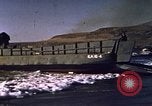 Standbild amphibischen Handwerk Nordafrika, 1942, aus Sekunde 20 historischem Filmmaterial Videoclip 65675030247