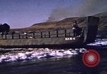 Standbild amphibischen Handwerk Nordafrika, 1942, aus Sekunde 24 historischem Filmmaterial Videoclip 65675030247