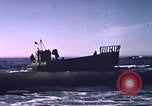 Standbild amphibischen Handwerk Nordafrika, 1942, aus Sekunde 29 historischem Filmmaterial Videoclip 65675030247