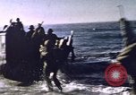 Standbild amphibischen Handwerk Nordafrika, 1942, aus Sekunde 61 historischem Filmmaterial Videoclip 65675030247
