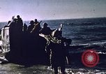 Standbild amphibischen Handwerk Nordafrika, 1942, aus Sekunde 62 historischem Filmmaterial Videoclip 65675030247