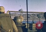 Standbild Landing Craft Fahrzeug Personal Nordafrika, 1942, aus Sekunde 6 historischem Filmmaterial Videoclip 65675030249
